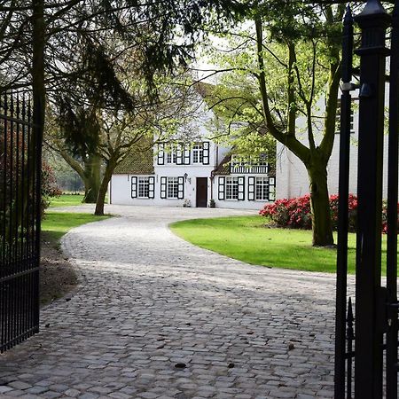 B&B Domein Rodin Oud-Turnhout Bagian luar foto