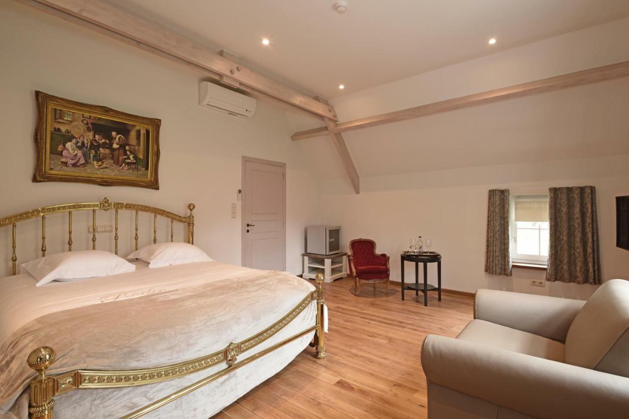 B&B Domein Rodin Oud-Turnhout Bagian luar foto